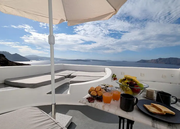 Oia\'S Secret