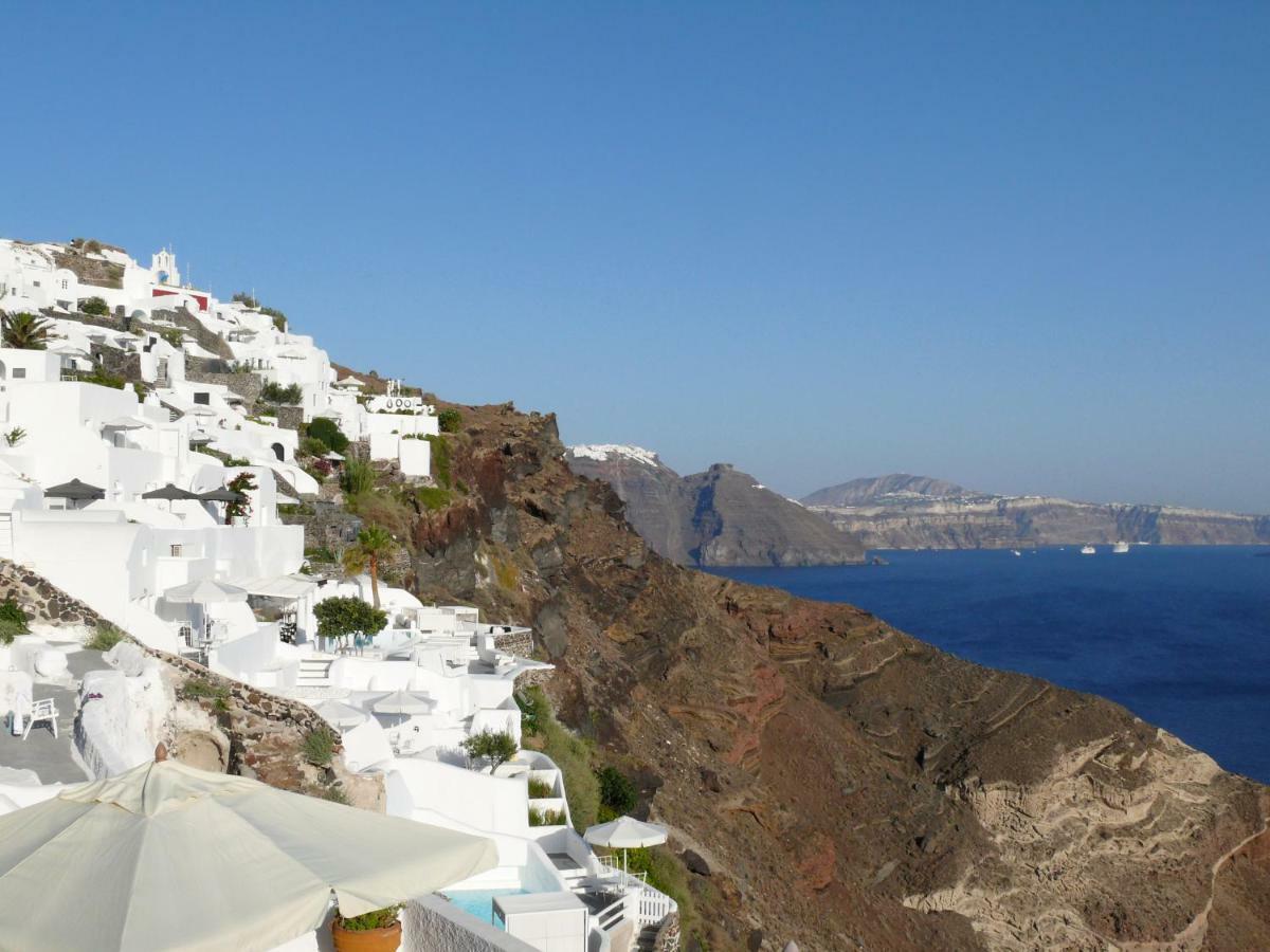 Oia's Secret Ia